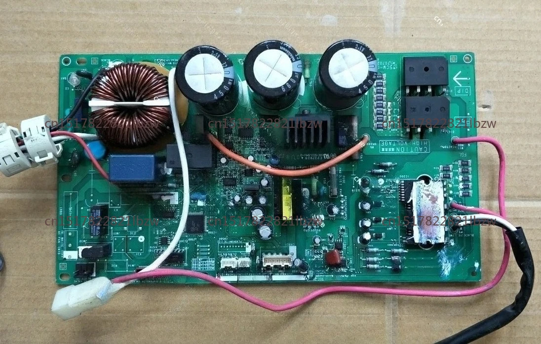 For air conditioner inverter main board 9707026016 K05CM-C-A (03) 0605HUE-C1 disassemble