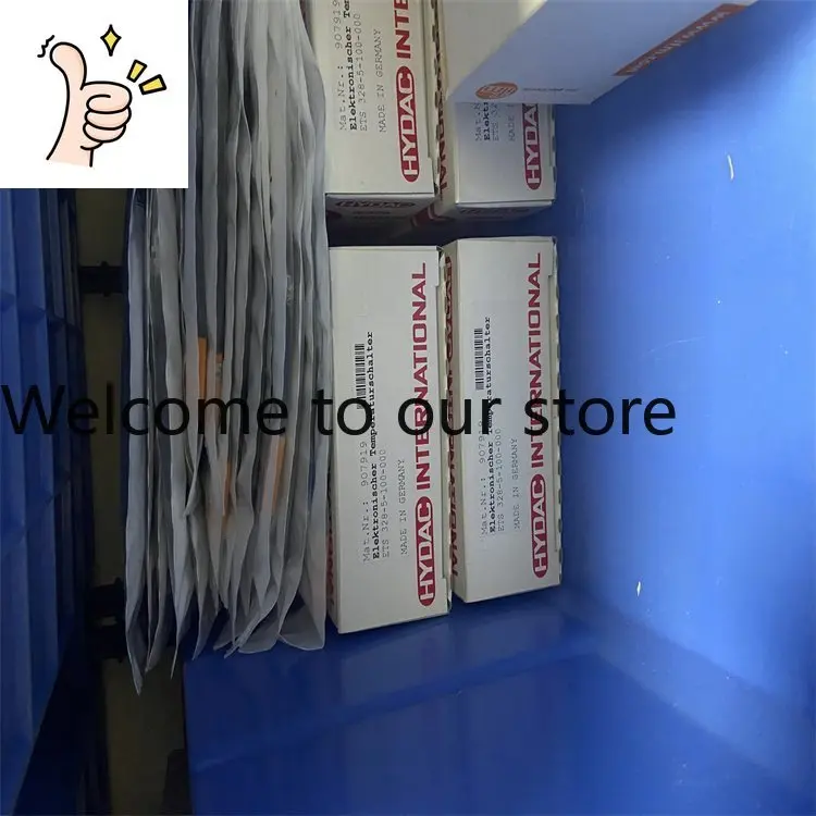 IFM Brand PN7094 Model With Digital Pressure Switch IP67 Protection Level