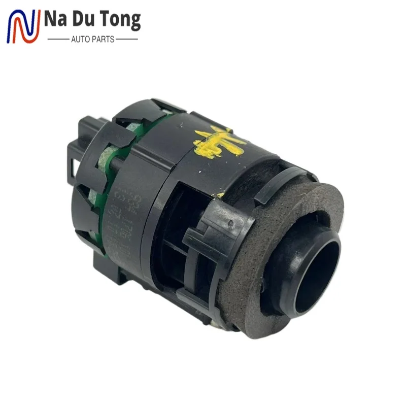 

A2118300272 Interior Air Temperature Sensor Suitable For Mercedes-Benz W176 W204