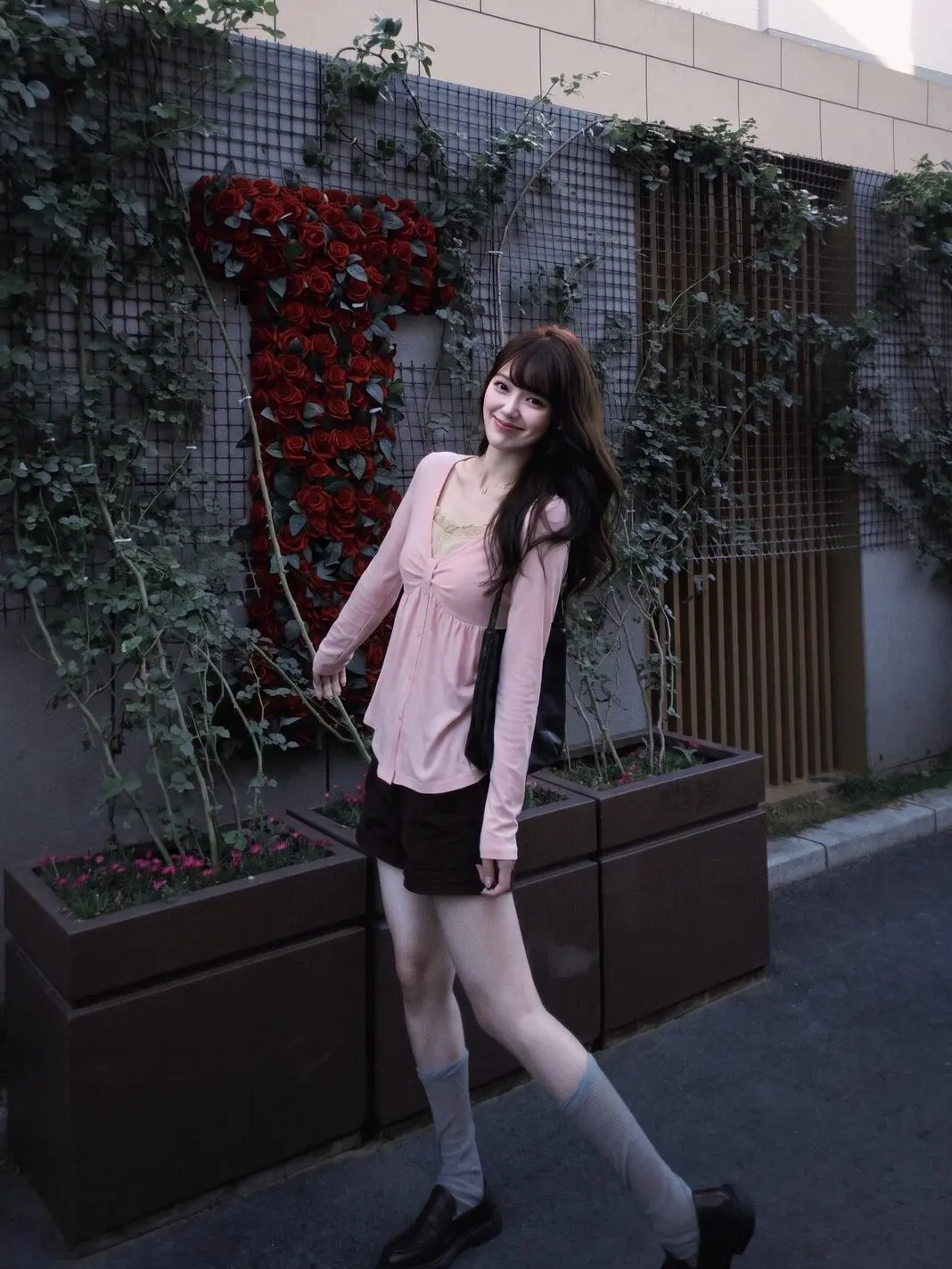 Pink Bow Tie Long Sleeve T-Shirt Women's Early Autumn Single Wear Base Shirt Korean Design Sensation Top Casual Style