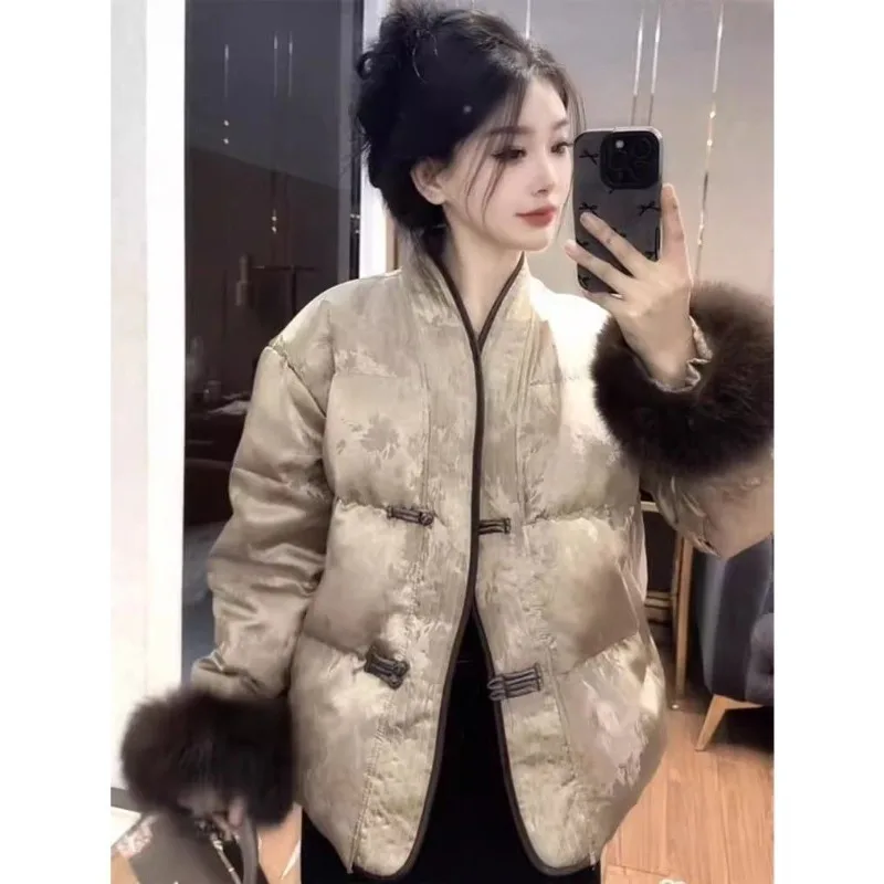 New Winter Fashion Chinese-style Woolen Sleeve with Satin Jacquard Buttons Slimming Stylish Down Cotton-padded Jacket for Women.
