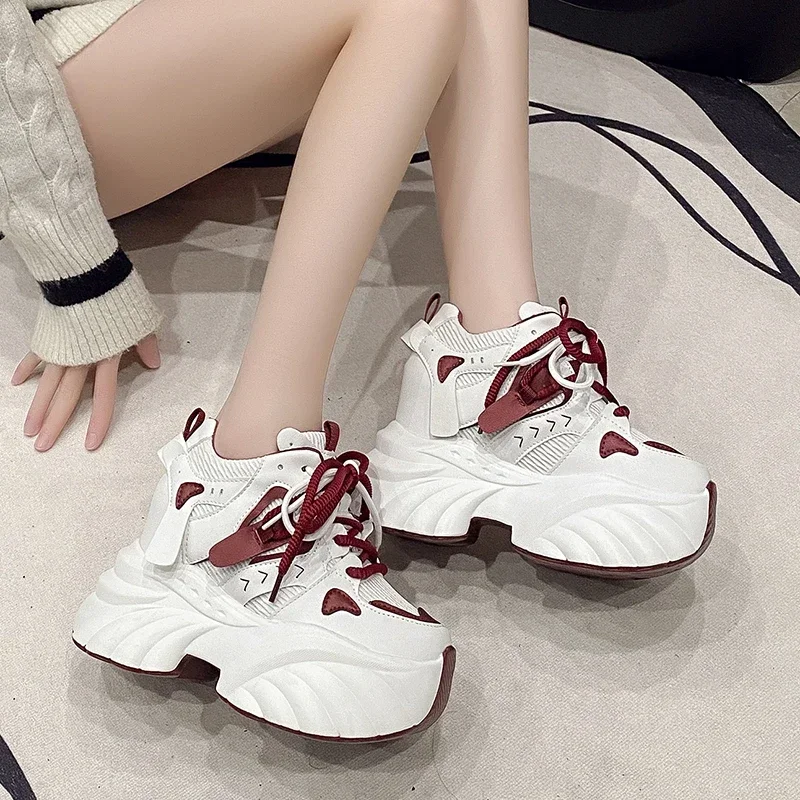 ارتفاع 11 سنتيمتر منصة أحذية رياضية للنساء بدعة مصمم حذاء كاجوال للمرأة إسفين سميكة وحيد الكعوب المخفية حذاء رياضة Zapatillas Mujer