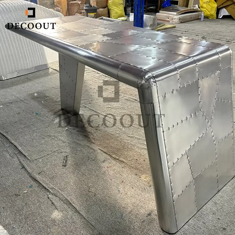 Modern High-efficiency Aluminum Alloy Wing Table Industrial Computer Execution Aluminum Office Desk