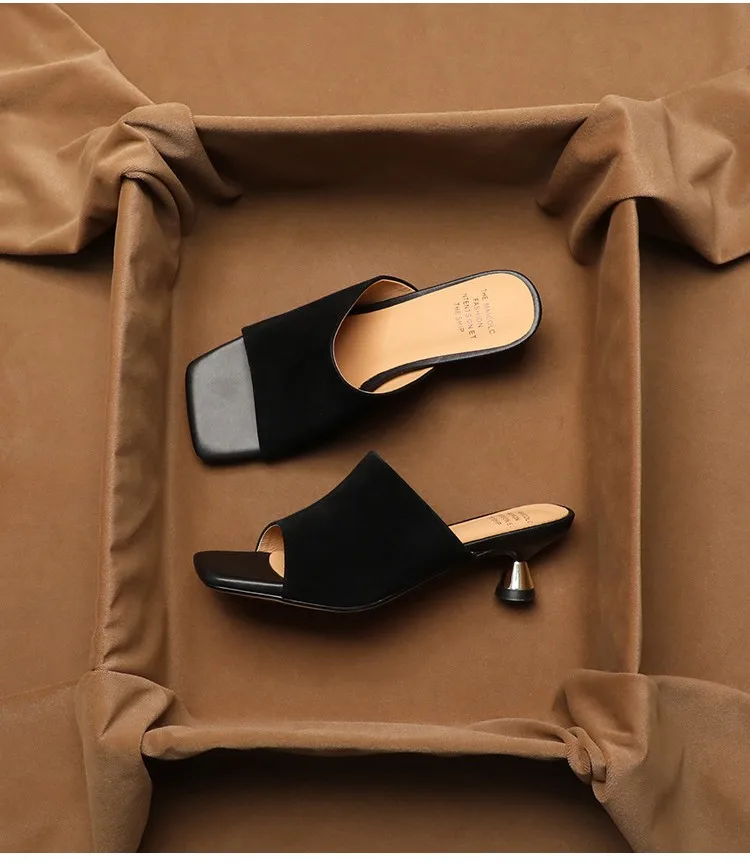 SHOEBOX French Sheep Anti Leather Dew Toe One line Dragging Women's Outerwear Summer New Style Lazy Fashion Middle Heel Slippers
