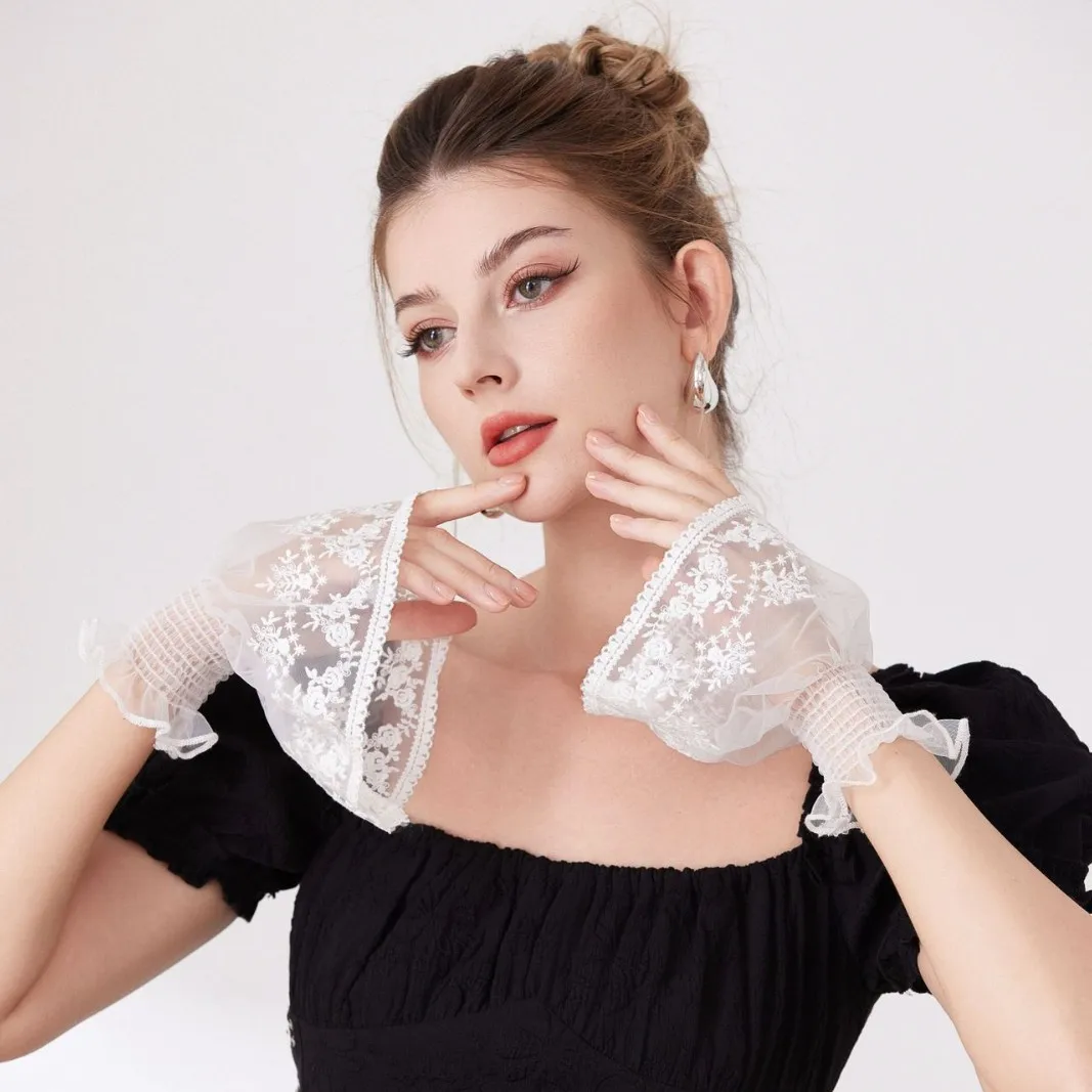 mangas-decorativas-femininas-de-renda-delicada-com-saia-e-punhos-falsos