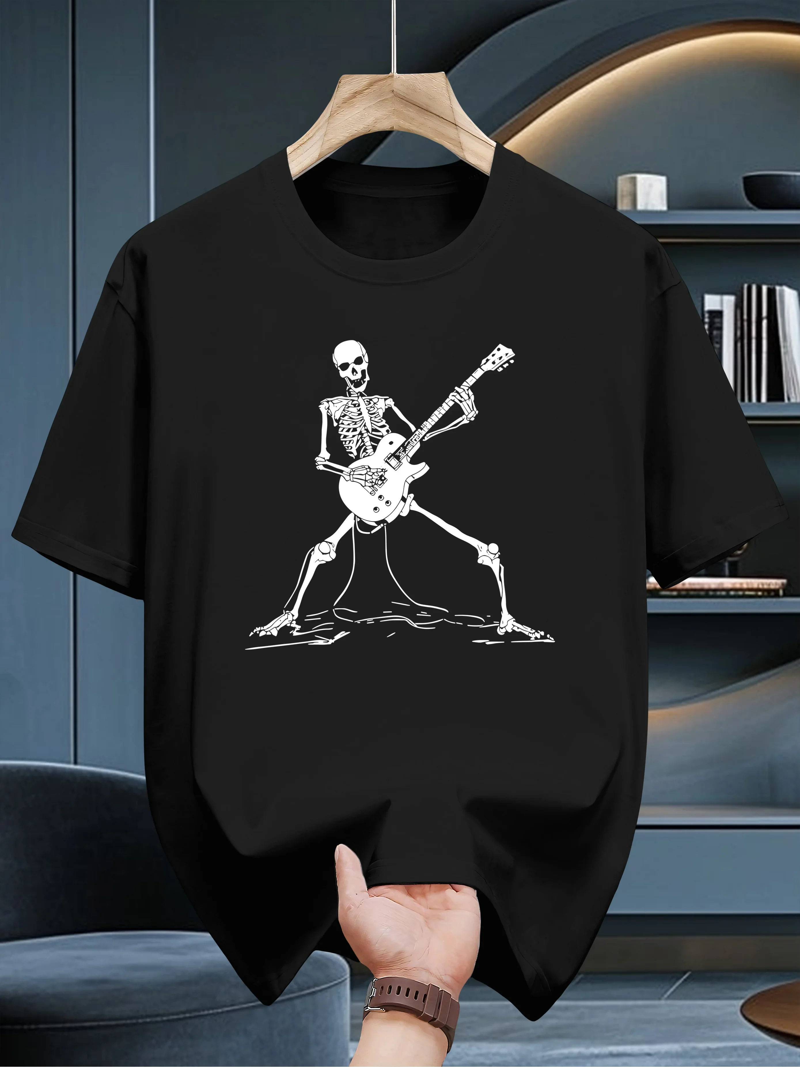 

Fun Halloween design geometric guitar frame print T-shirt, comfortable street hip-hop daily sports pure cotton men's T-shirt