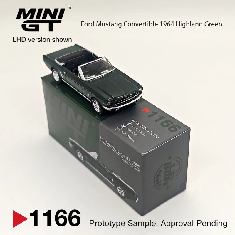In Stock MINIGT 1166 1:64 MGT01166 Vintage Open‑Top Classic Convertible Diecast Model LHD Dark Green Chrome Trim Ready To Ship