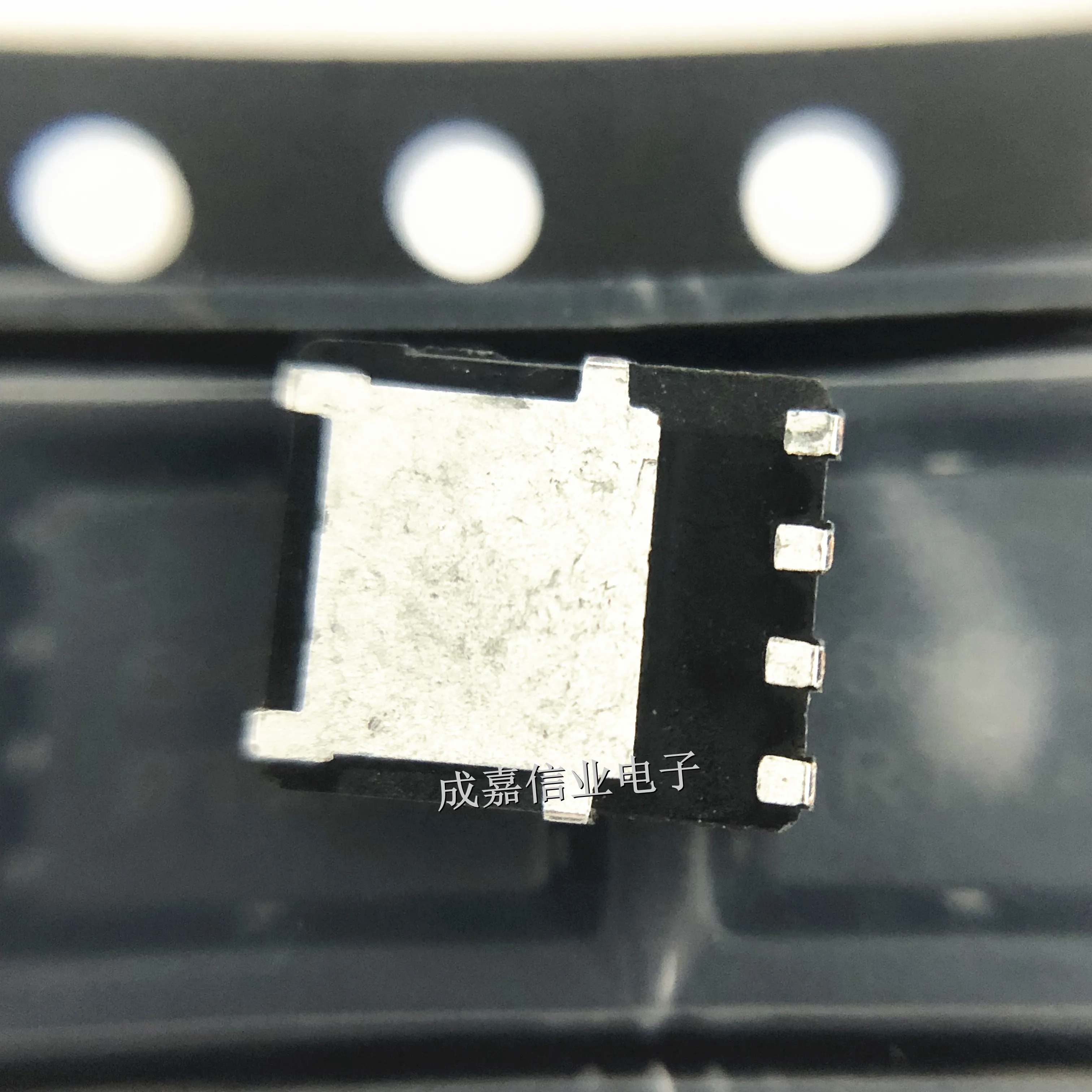 10pcs/Lot NTMFS6H818NT1G SO-8FL-4 MARKING;6H818N N-Channel MOSFETs 123A 80V Operating Temperature:- 55 C-+ 175 C