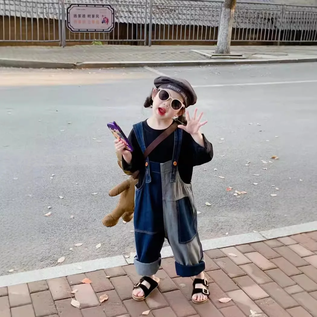 Girls Set 2025 Autumn New Korean Version Fashionable Color Blocked and Stylish Patch Denim Overalls Black Top Two-piece Set