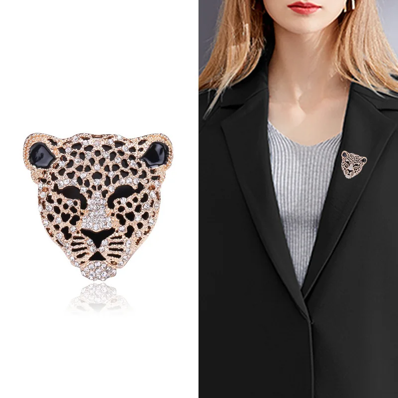 luxury brand Fashionable retro rhinestone leopard head brooch hollowed out animal pins versatile clothing accessories