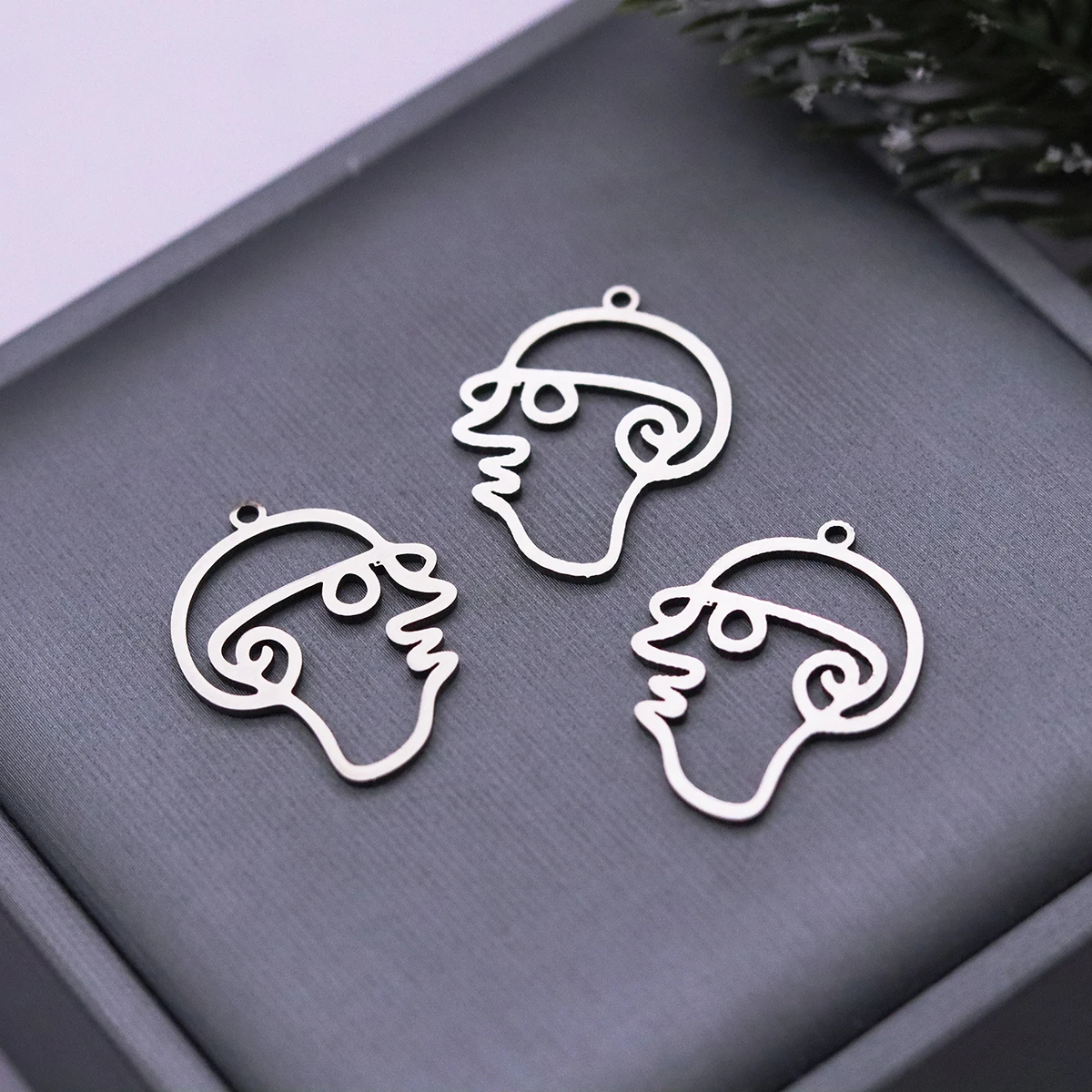 3pcs Vintage Art Line Abstract Side Face Charms Earrings for Stainless Steel Pendant Charms for Jewelry Making diy Accessory