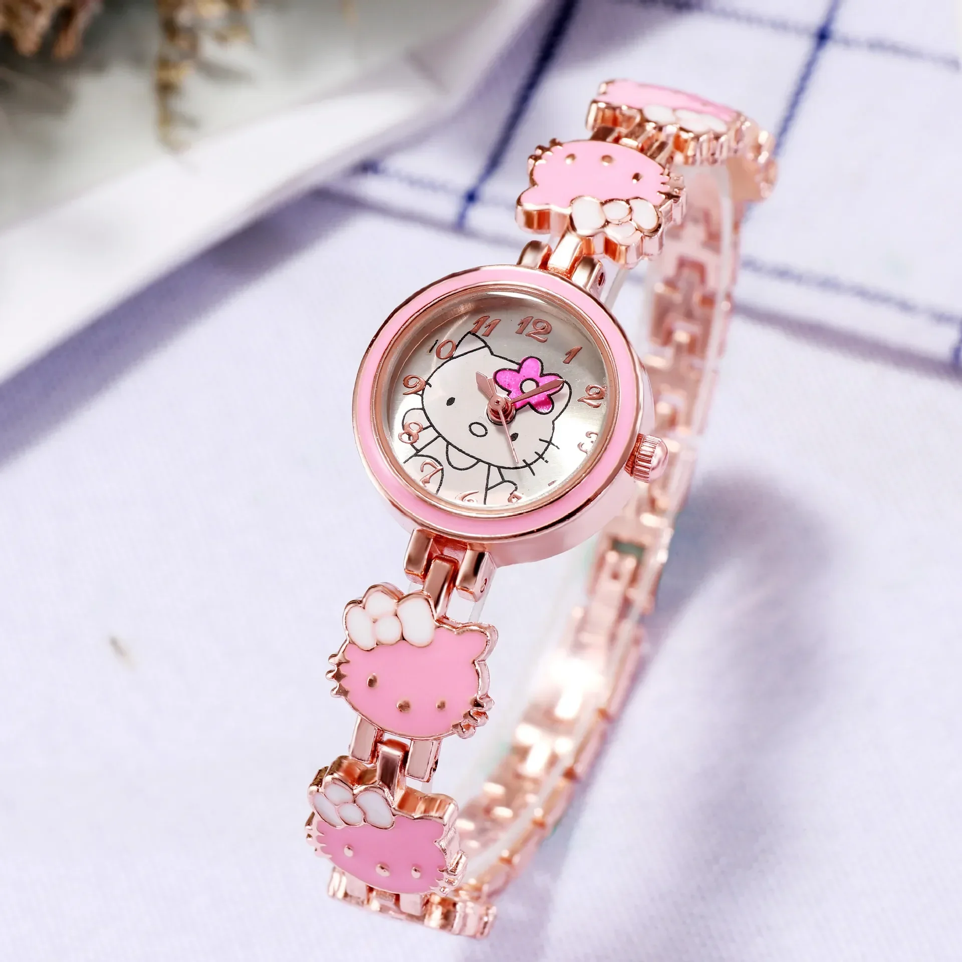 Zegarek damski Sanrio Hello Kitty Zegarek dla studentki Słodka kokarda Prezent dla przyjaciółek Wysokiej jakości damskie zegarki kwarcowe