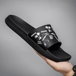 Summer Men Slippers Graffiti Indoor Home Slides Bathroom Shoes Comfortable Outdoor Sandals Clogs Beach Slippers Flip Flops 40-47