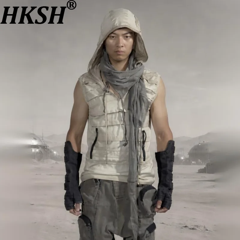 HKSH Spring Autumn New Men's Tide Waste Land Pleated Deconstructed Distressed Hooded Cotton Sleeveless T-shirt Y2K Vest HK28078