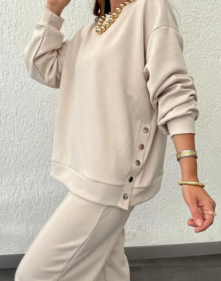 

Women's Urban Suits 2025 Autumn Winter Latest Fashion Metal Button Slit Round Neck Long Sleeved Top Sports Solid Color Pants Set