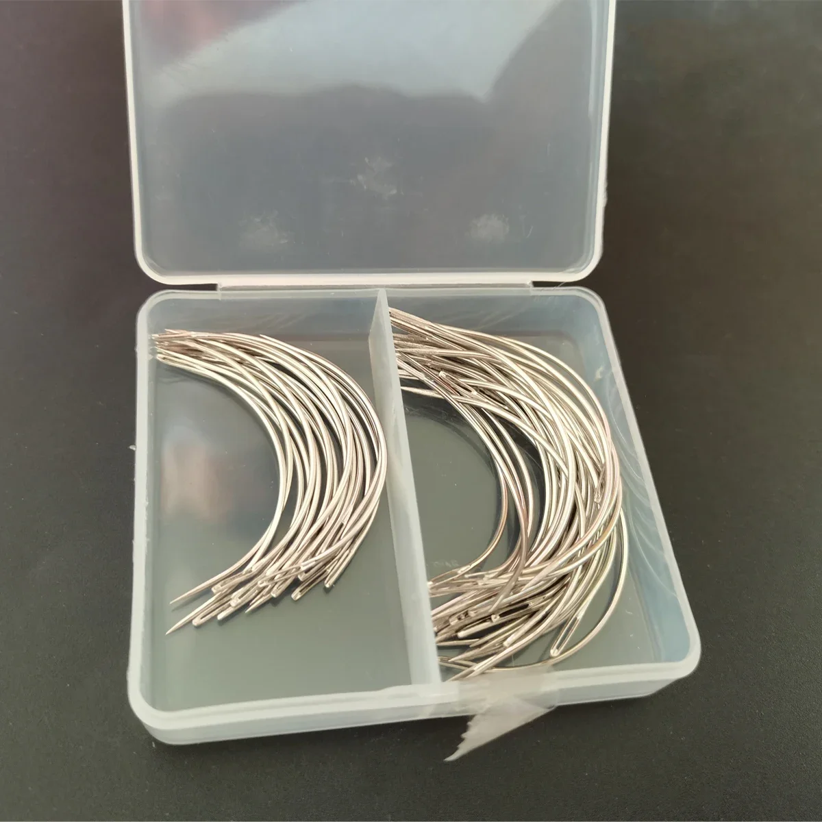 

50Pcs/Box 2.5"/3" C Type Hair Weaving Curved Steel Needles Pins Needles Big Eyes Hand Quilting Weaving Needle