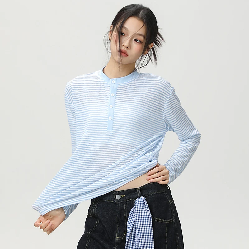 Women's Spring/Summer Striped Knit Top – Casual Round Neck Long-Sleeve Pullover with Button Detail for Daily Wear & Layering