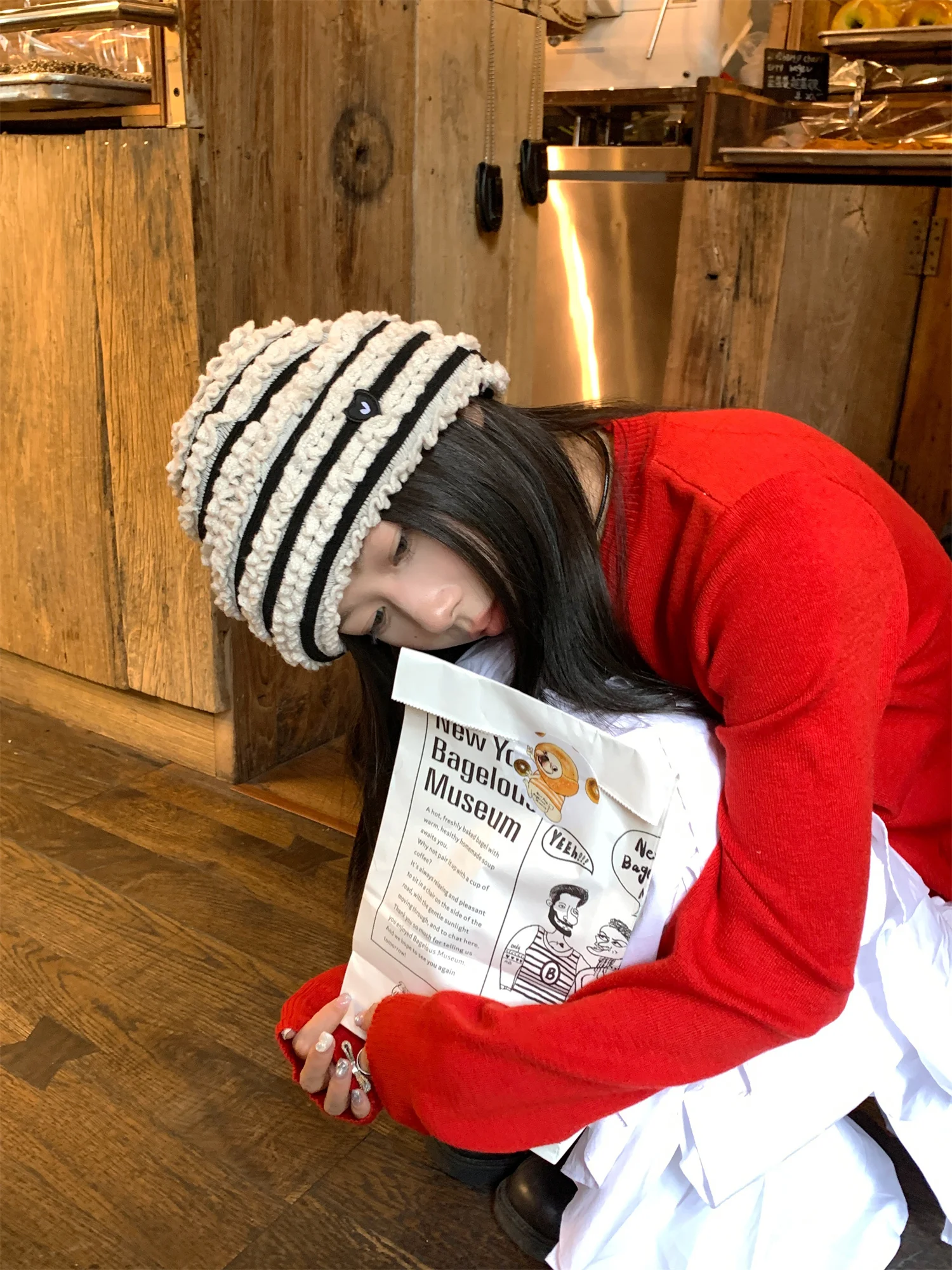 Cappello lavorato a maglia a righe bianche Bla da donna autunno inverno viso piccolo lusinghiero versatile cappello pieghevole in pizzo floreale casual Sle