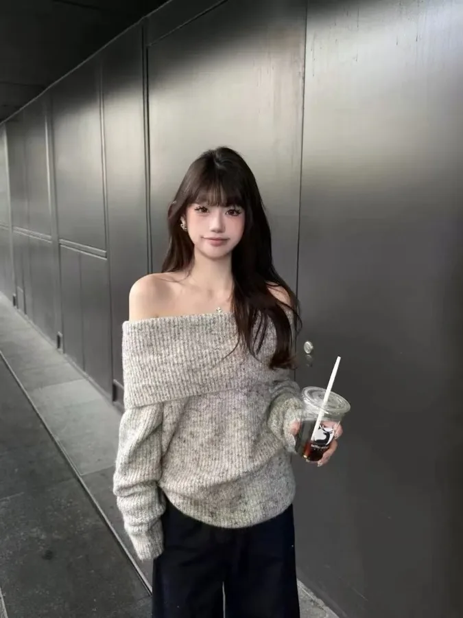 Gray Shoulder-baring Korean Style Pullover Sweater Women's Autumn Winter Lazy Loose Personality Small Size Long Sleeve One-...
