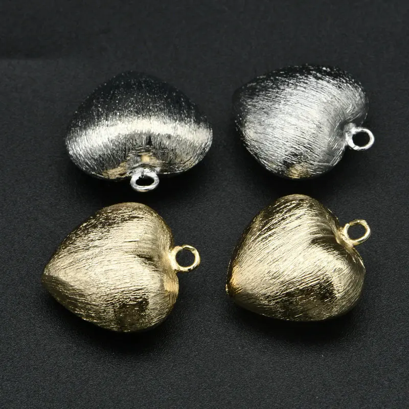 Bulk Jewelry Making Wholesale Rhodium Gold Plated Drawing Solid Heaet Pendant for Women Necklace