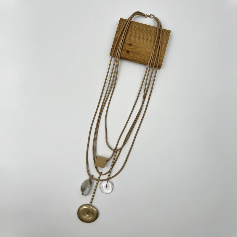 

Suekees Goth Fashion Jewelry Sweater Chain Long Necklace Vintage Acrylic Metal&Wood Beads Layered Necklace for Women Accessories