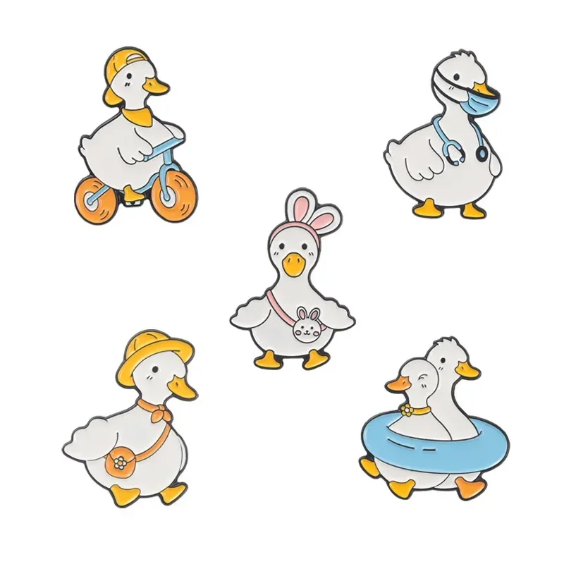 Broches Pines Enamel Pins Cute Cartoon Duck Brooch for Woman Metal Pin Badge Shirt Brooches for Men Woman Jewelry Accesorios