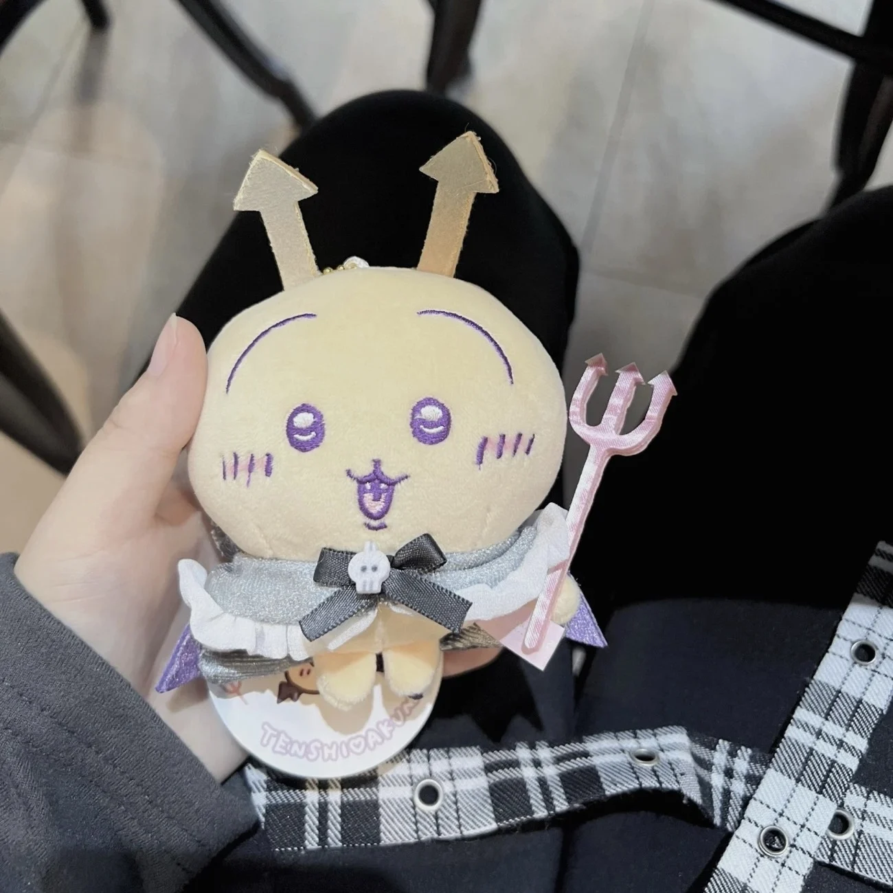 Japanischer Chiikawa Rakko Angel And Demon Series Plüschpuppenanhänger Niedlicher Cartoon Momonga Usagi Taschenanhänger Kawaii Geschenk für Mädchen
