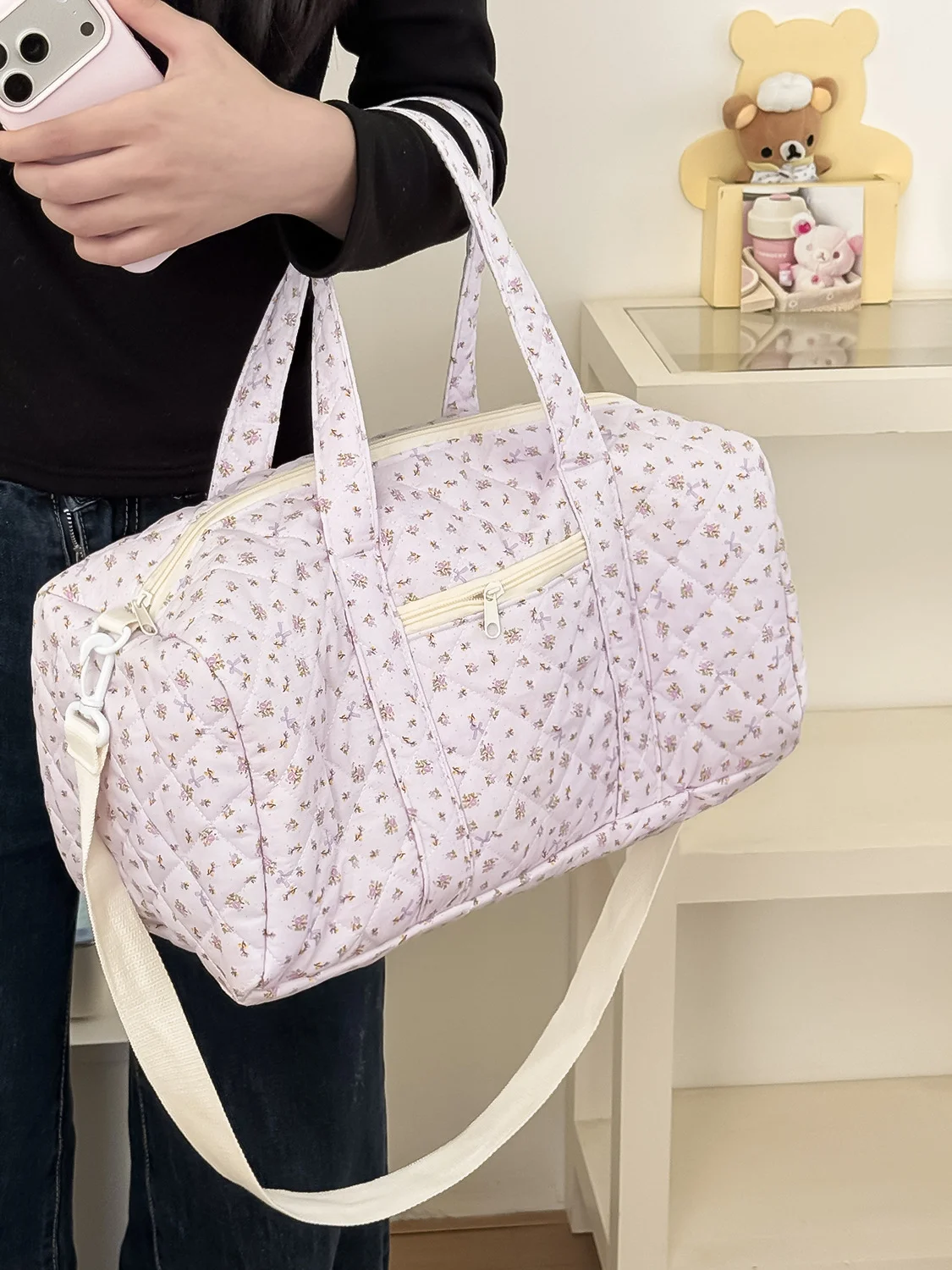 Large-capacity lightweight luggage bag, hand-held crossbody Boston bag, small floral quilted travel bag, ins style view 4