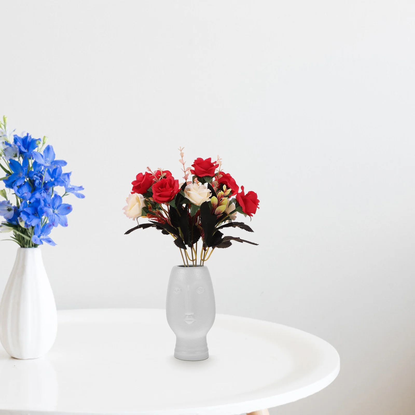 

Ceramic Retro Style Face Vase Artistic Flower Planter Modern Decorative Pot for Home Office Balcony Table Decor