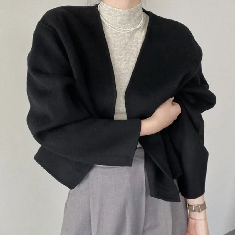 

Chic mat Retro V-Ne Pure Color Loose Casual Versatile Long Sve ort Woolen Coat for Women Korean Sle Commute