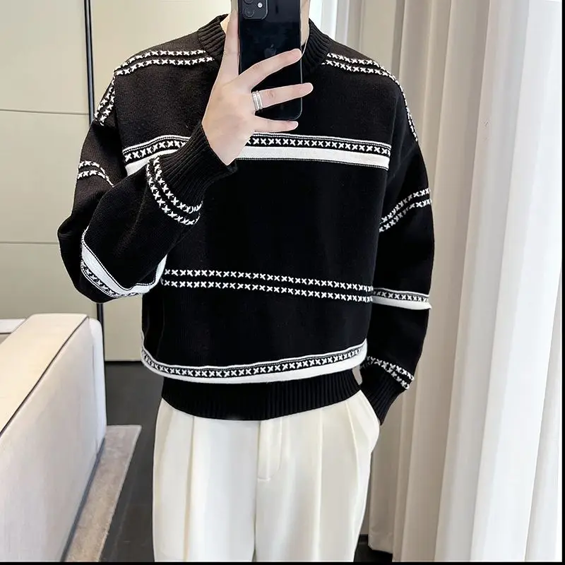 Koreanische Gestreifte Gestrickte Pullover Herbst Winter Neue Casual Kontrast Farben männer Kleidung Stilvolle Gespleißt Rundhals Pullover