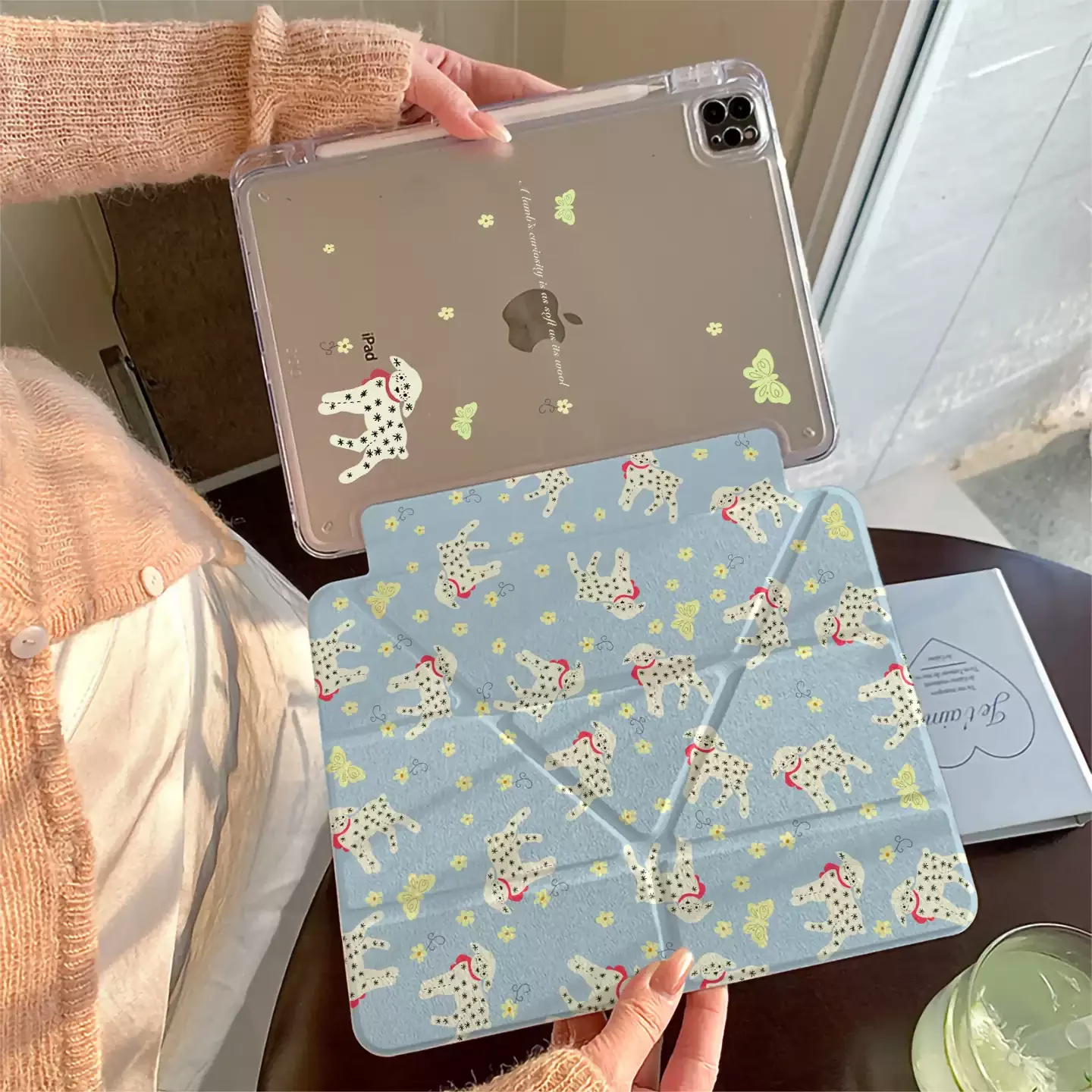 Ins Red Scarf Little Lamb Tablet Case For iPad Pro 11 12.9 13 M2 M4 M3 M5 Shell 8.3 9.7 10.2 5/6/7/8/9/10/11th Air 3 4 5 6 Cover