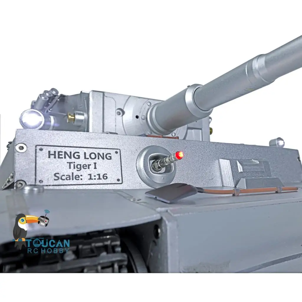 1/16 HENG LONG 2.4G Aggiornato Full Metal Tedesco Tiger I Carro Armato RC 3818 Pro Modello di Auto di Controllo Remoto RC Panzer Modello TH05247-SMT4