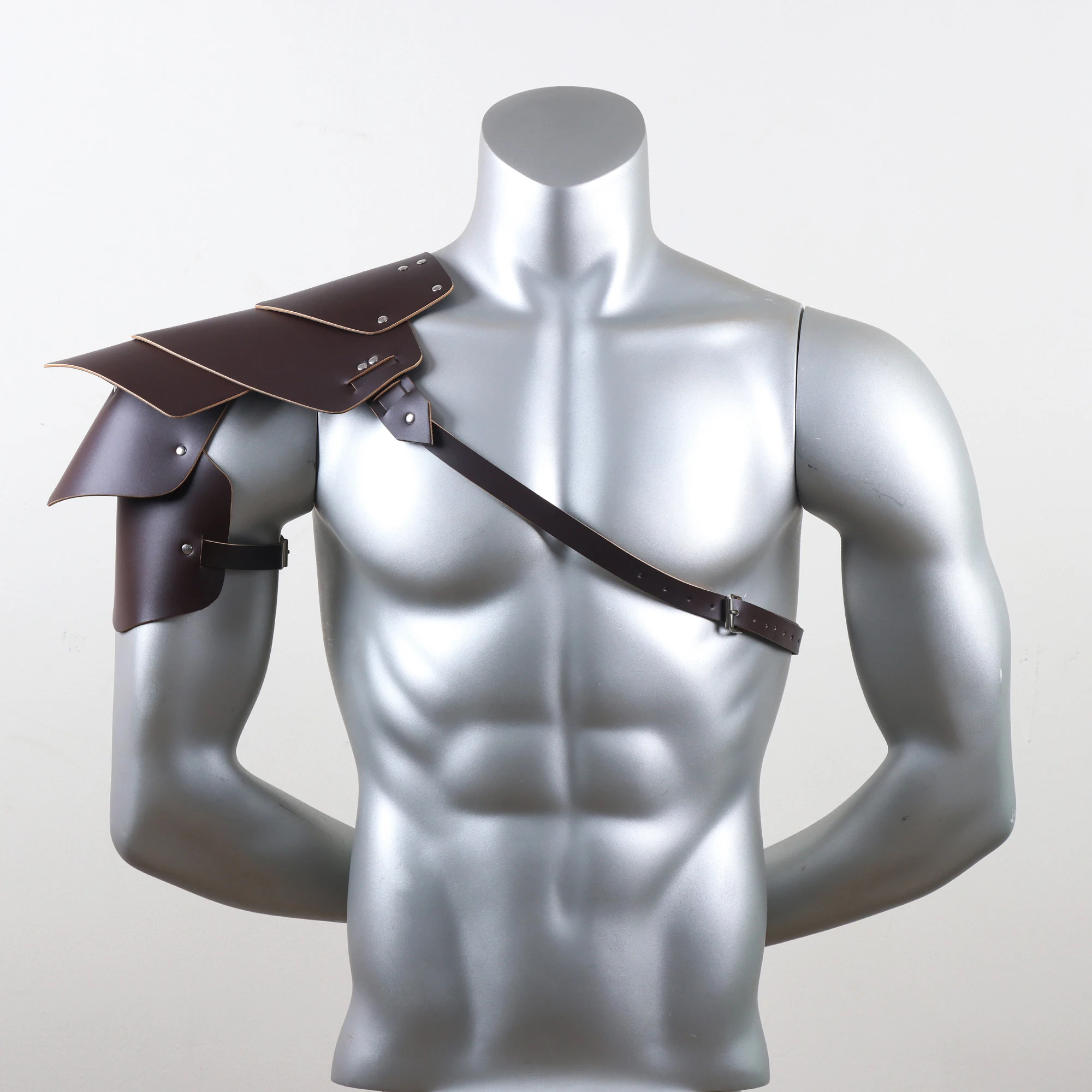 UYEE Belt Men's Medieval Leather Single Shoulder Armor, Halloween Knight Cosplay Costume Shoulder Prop Belt