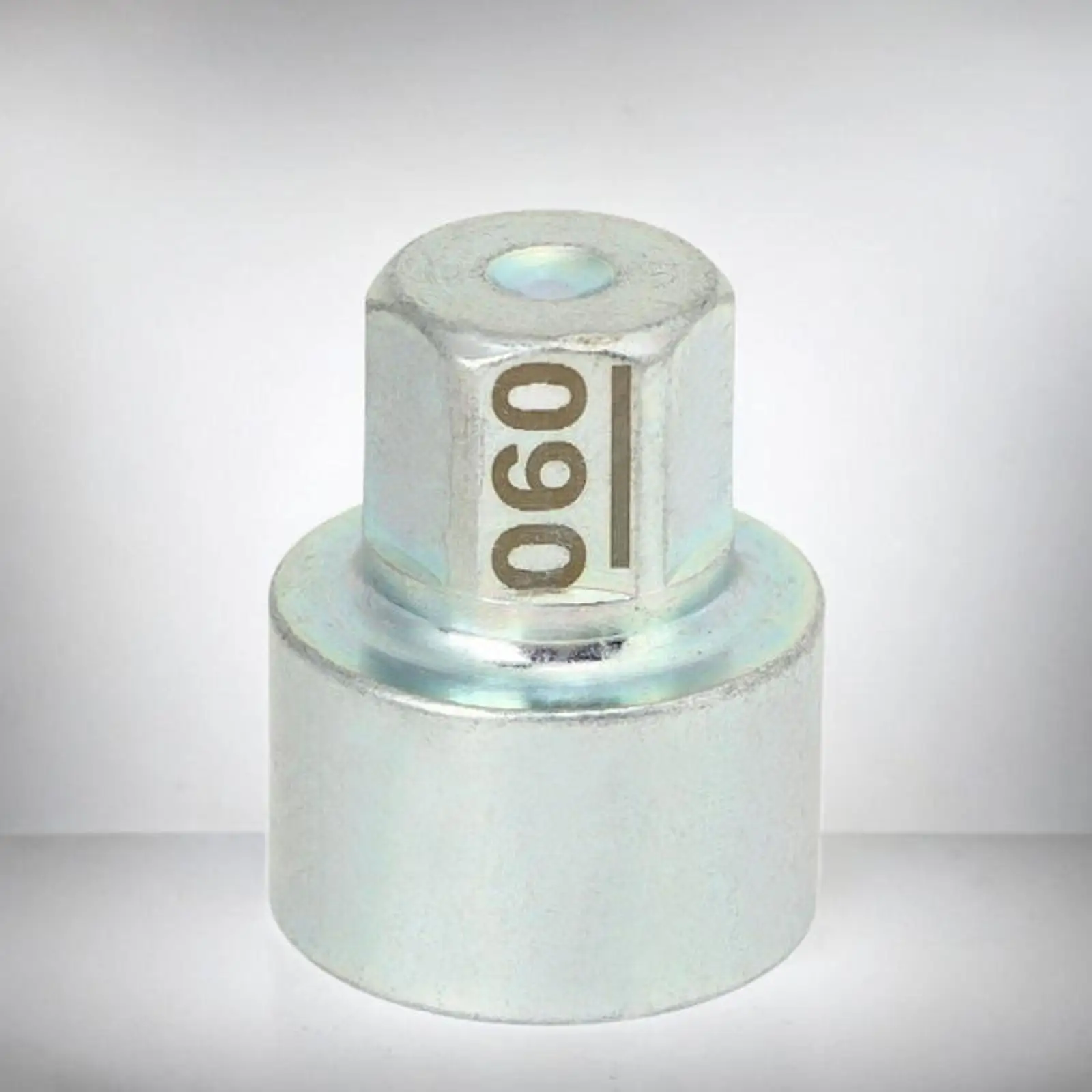 Anti Theft Lug Nut Socket Special Removal Tool Metal ,Portable ,Easily Use Hub Anti Theft Screw Sleeve for 1 3 5 6 7Series