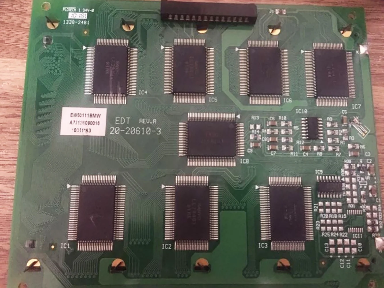 Pantalla LCD EW50111BMW