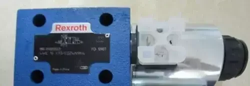 

4WE10Y33/CG24N9K4 клапан rexroth R 900593277