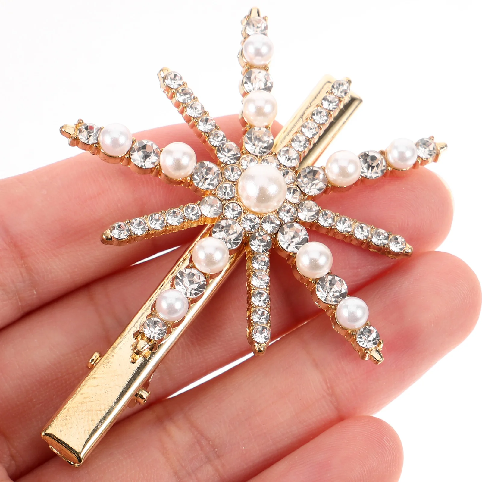 

2Pcs Snowflake Hair Clips Pearl Rhinestone Hair Accessories Women Party Banquet Daily Wear Sparkle Decorative Clips