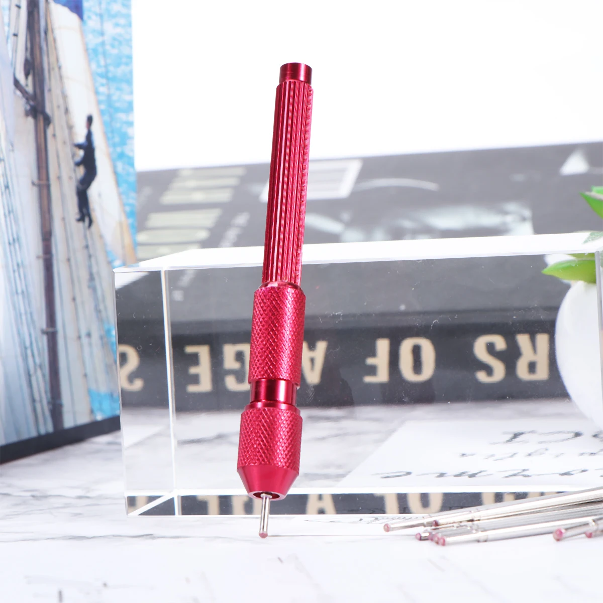 

20pcs Tattoo Skin Pen Cores Doodler Markers Non-Toxic Safe For Piercing Demarcation Red Holder