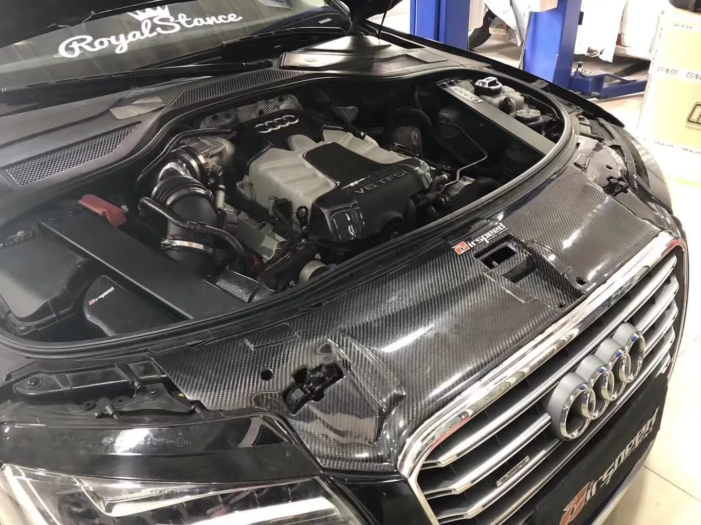 

Airspeed Brand Light Weight and High Strength 100% Dry Carbon Fiber Cold Air Intake System for A8 3.0T