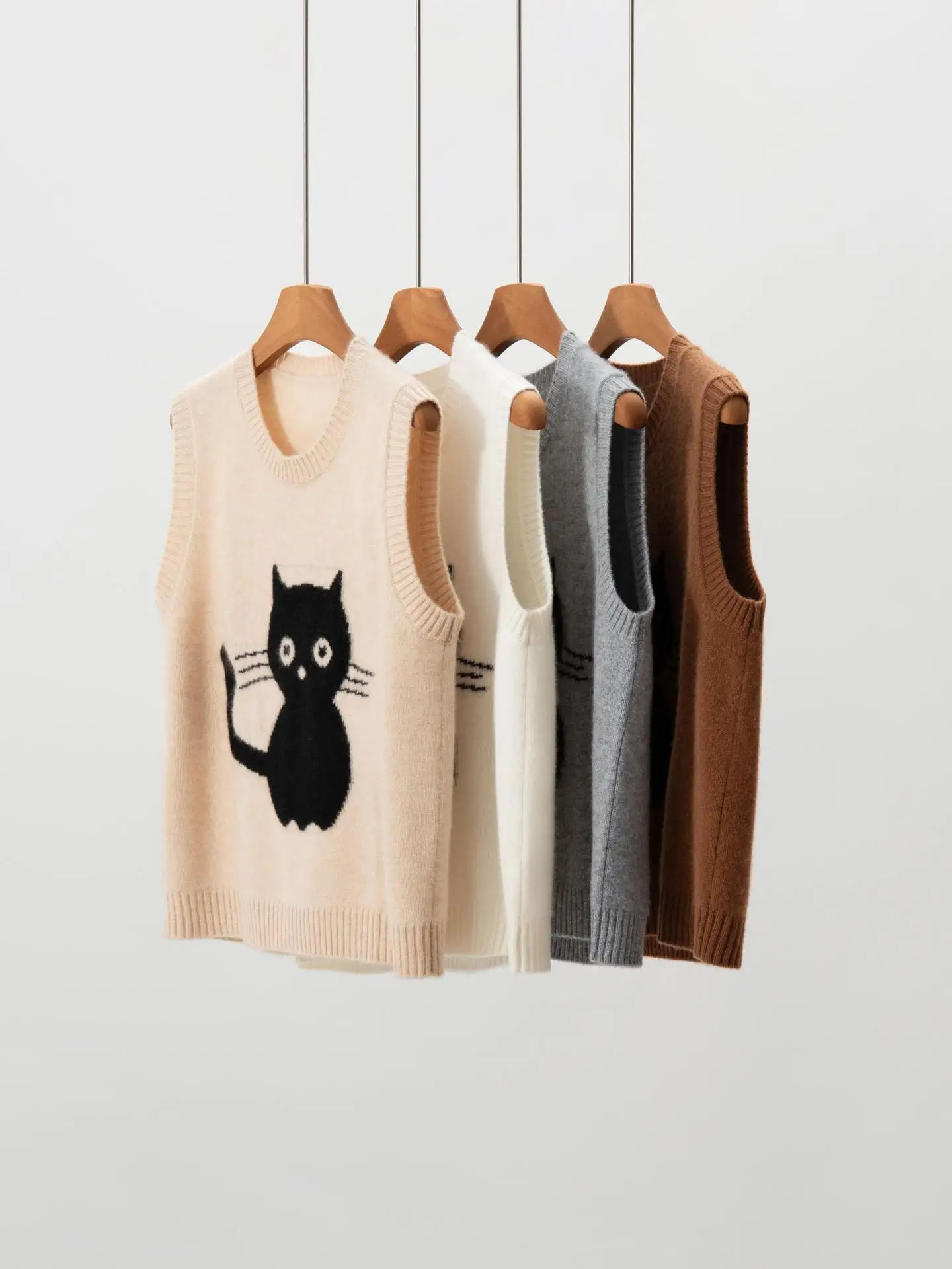 

Lamb Camere вязаный жилет на бретельках женский круглый шерстяной мультяшный дизайн теплый многослойный топ для поездок на работу корейский F...