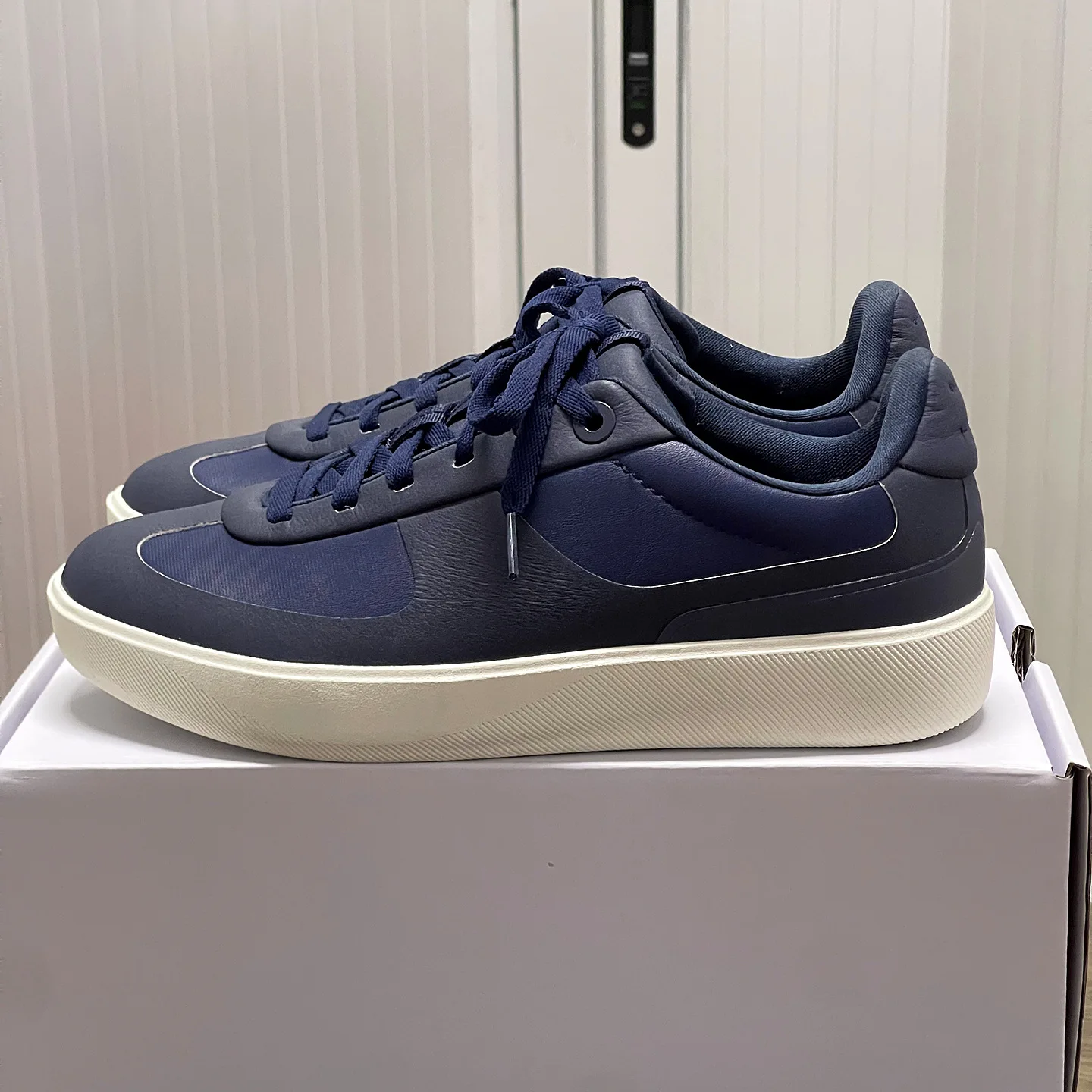 

Suit pants shoes men's low-top versatile niche business casual yoga men's commuter work shoes