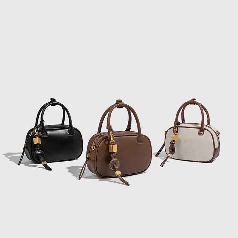 

2025 New Style Bowling Bag, Fashionable, Exquisite and High-End Crossbody Bag