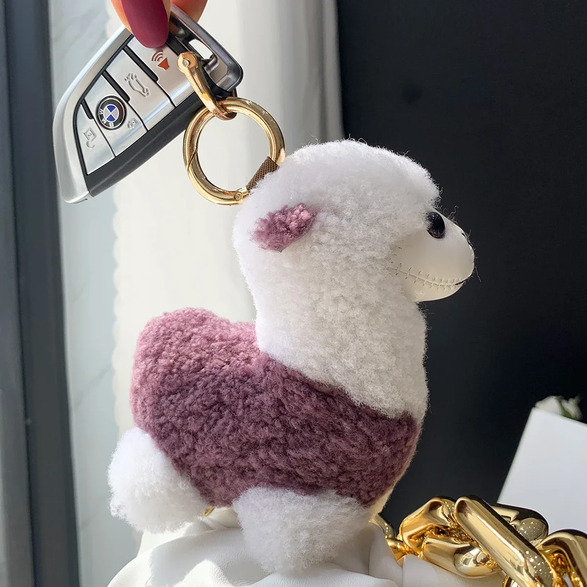 Real Wool Fur Keychain Cute Small Sheep Plush Toys Women Bag Charm Ornaments Genuine Pendant Car Keyring Metal Ring Trinket