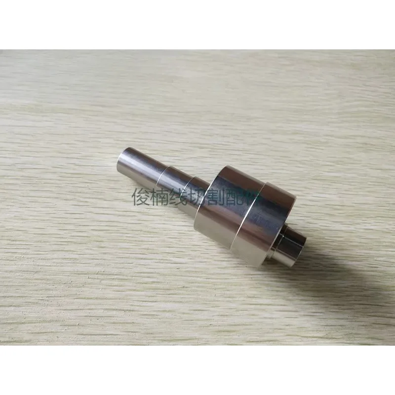Wire Cut Parts Shaft A290-8112-X378 Pinch Roller Shaft 37DX99L For FANUC Series CNC Wire Cutting Machine