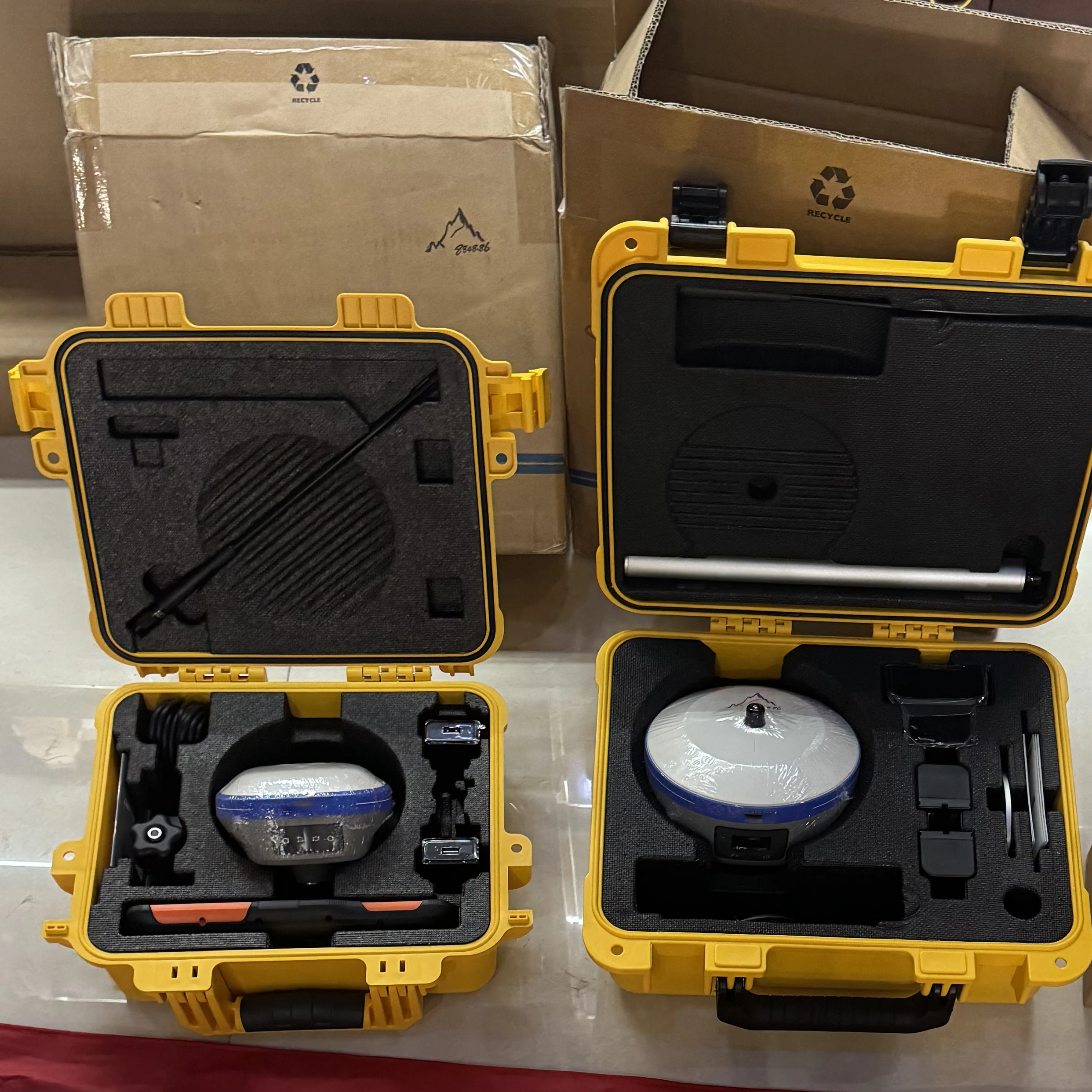 

Rover или IBase I73/X6/T5Pro/M6II GNSS RTK с профессиональным многочастотным RTK IMU, превосходная точность для экспертов Surveying