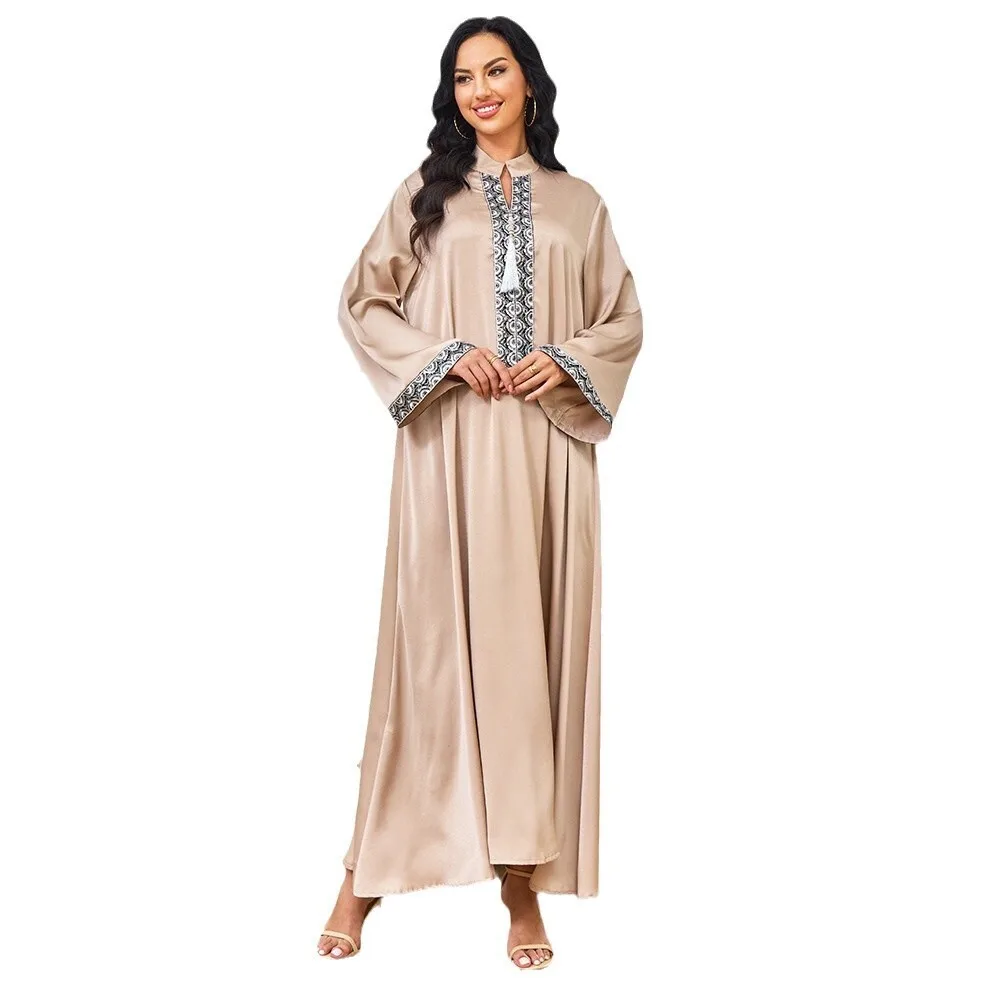 Dubai autumn and winter new women's clothing Muslim robe women's long skirt tassel pendant dress