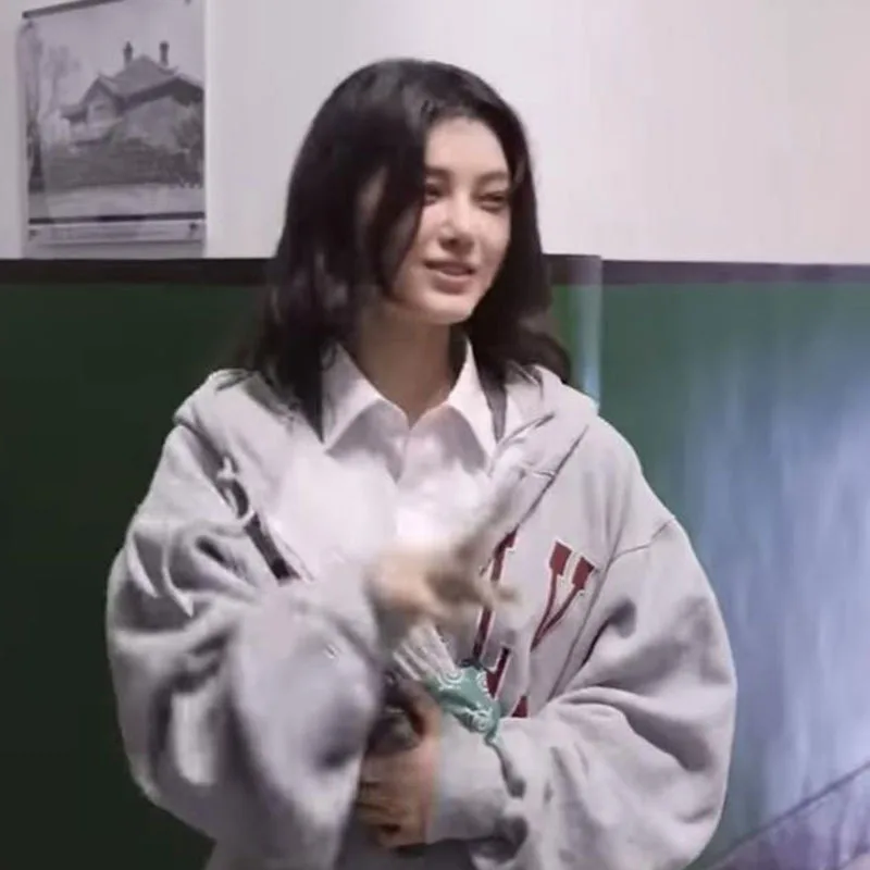 NewJeans دانييل مبطن بالصوف مع قلنسوة سترة مفتوحة فضفاضة تناسب الشارع نمط الهيب هوب الاتجاه القطن تي شيرت لربيع الخريف...