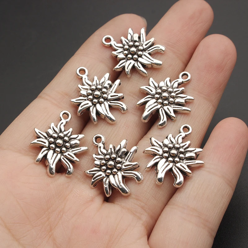 20pcs Tibetan Silver Embossed Edelweiss Flower Charm Pendant Necklace Jewelry Findings For DIY Handmade