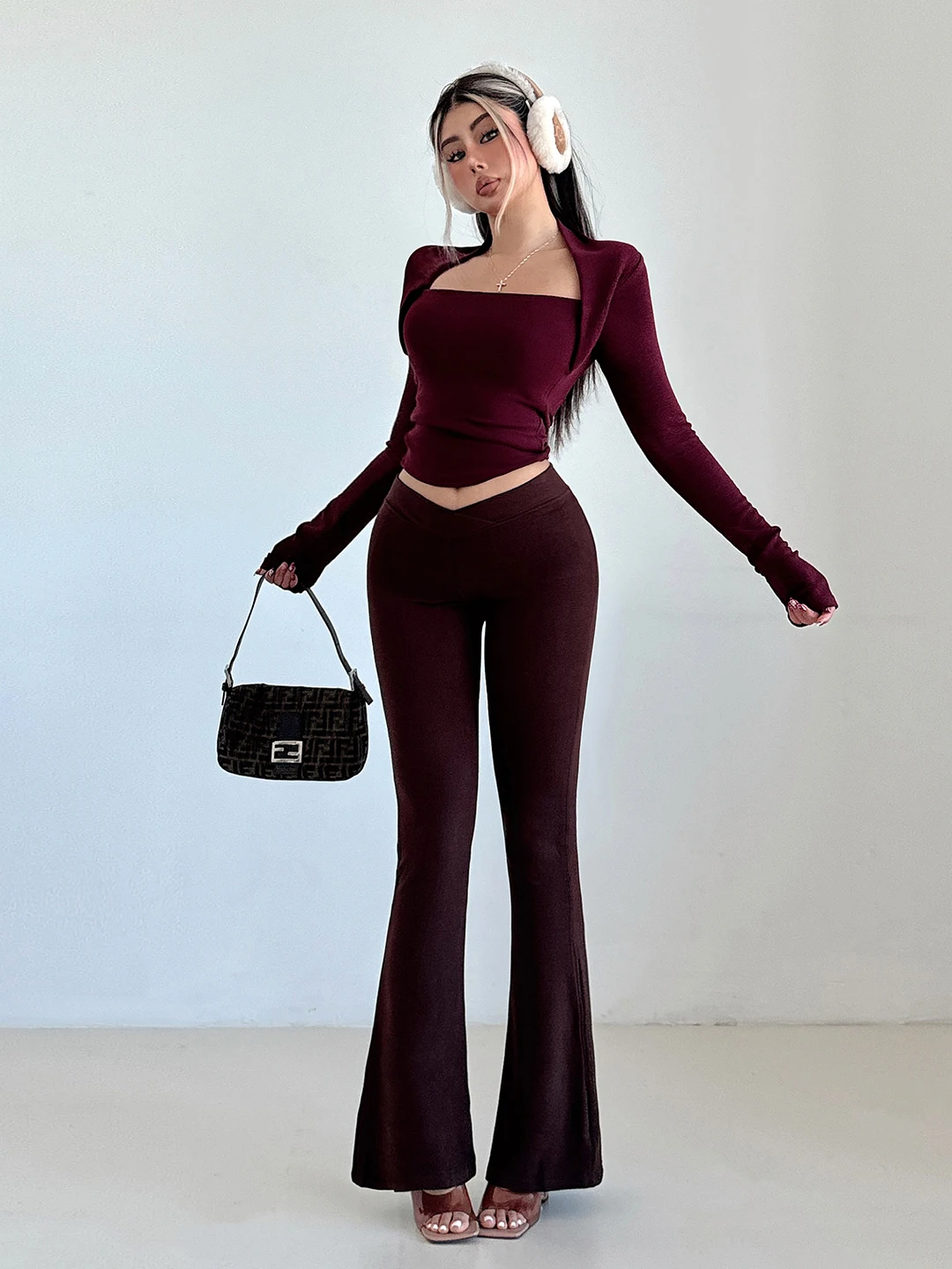 ลิเวียโฮม อเมริกัน สเล กางเกงลำลองผู้หญิงทรงสลิมฟิต ปกปิดสะโพก ยืดหยุ่นได้ดี เอววี ทรงขากระดิ่ง กางเกงลำลอง